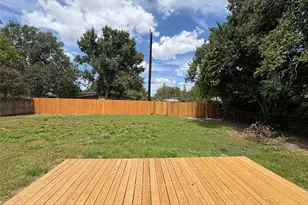 7122 Sharpcrest St, Houston, TX 77074 - Photo 26