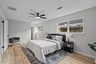 5933 Sanford Rd, Houston, TX 77096 - Photo 22