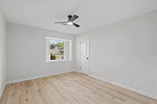5933 Sanford Rd, Houston, TX 77096 - Photo 32