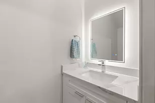 5722 Rucio Ln, Houston, TX 77092 - Photo 10