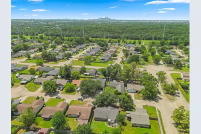 550 Slumberwood Drive, Houston, TX 77013 - Photo 22
