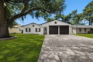 550 Slumberwood Dr, Houston, TX 77013 - Photo 1