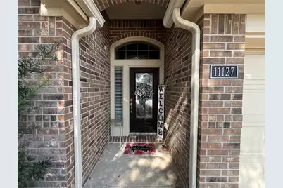 11127 E Lakes Gable Drive, Richmond, TX 77406 - Photo 2