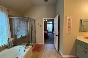 11127 E Lakes Gable Dr, Richmond, TX 77406 - Photo 14