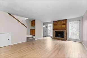 5917 Fairdale Ln, Houston, TX 77057 - Photo 4