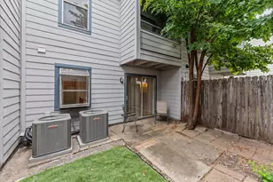 5917 Fairdale Ln, Houston, TX 77057 - Photo 18