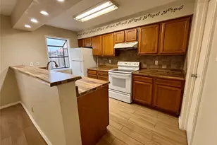 5917 Fairdale Ln, Houston, TX 77057 - Photo 4
