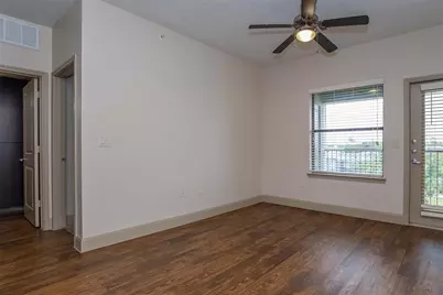 2930 Plum Creek Lane #313, Houston, TX 77087 - Photo 2