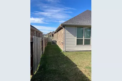 10442 Eastern Bluestar Drive, Conroe, TX 77385 - Photo 40