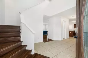 2042 Mickle Creek Dr, Houston, TX 77049 - Photo 4