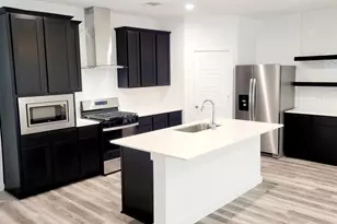 12236 City Rose Ct, Houston, TX 77047 - Photo 8