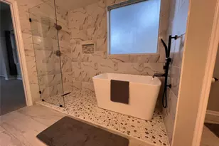 435 Twin Timbers Ln, Kemah, TX 77565 - Photo 16