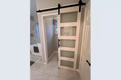 435 Twin Timbers Lane, Kemah, TX 77565 - Photo 14