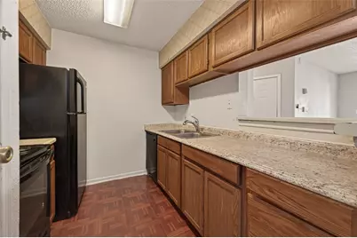 10101 S Gessner Road #307, Houston, TX 77071 - Photo 2