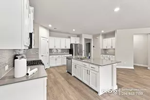 2436 Matador Rand Dr, Hudson Oaks, TX 76087 - Photo 8