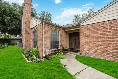 805 Chateau Place, Richmond, TX 77469 - Photo 2