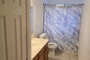 11606 Glenhollow Dr, Houston, TX 77048 - Photo 18