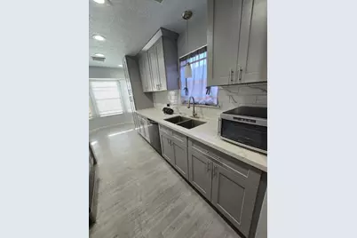 11606 Glenhollow Drive, Houston, TX 77048 - Photo 12