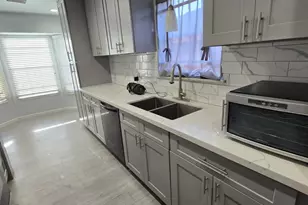 11606 Glenhollow Dr, Houston, TX 77048 - Photo 12