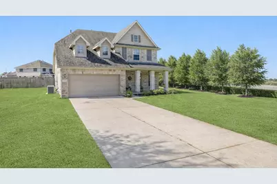 5002 Creekside Avenue, Baytown, TX 77523 - Photo 2