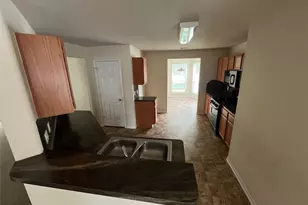 8027 Narrow Brook Way, Houston, TX 77016 - Photo 2
