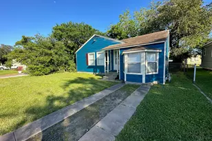 5407 Menard Ave, Galveston, TX 77551 - Photo 2