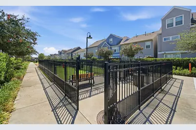 10965 Swang Link Drive, Houston, TX 77043 - Photo 36