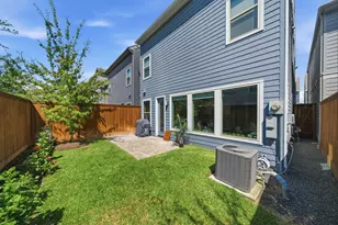 10965 Swang Link Dr, Houston, TX 77043 - Photo 34