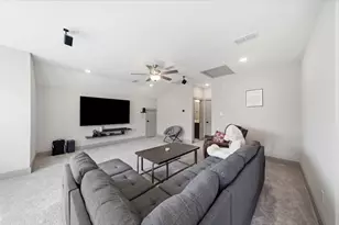 10965 Swang Link Dr, Houston, TX 77043 - Photo 18