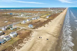 17404 Bristow Dr, Galveston, TX 77554 - Photo 10