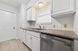 2103 Briar Ridge Dr, Rosenberg, TX 77471 - Photo 10