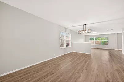 15007 Sugar Sands Drive, Sugar Land, TX 77498 - Photo 8