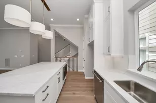 4026 Blossom St, Houston, TX 77007 - Photo 18