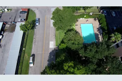 7520 Hornwood Drive #901, Houston, TX 77036 - Photo 16