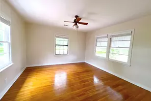 2206 Nancy Lou St, El Campo, TX 77437 - Photo 26