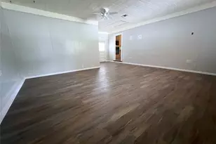 2206 Nancy Lou St, El Campo, TX 77437 - Photo 4