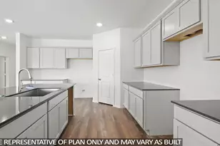 213 Homestead Ct, Dayton, TX 77535 - Photo 4