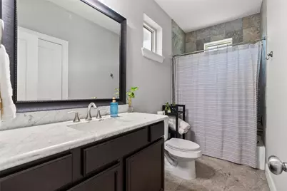 1707 Crockett Street #C, Houston, TX 77007 - Photo 8