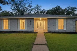 13703 Cologne Dr, Houston, TX 77065 - Photo 2