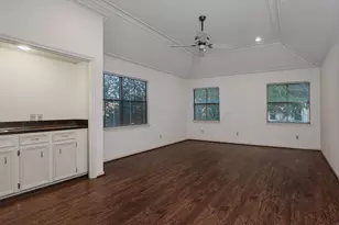 1111 Fleetwood Pl Dr, Houston, TX 77079 - Photo 24