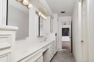 1111 Fleetwood Pl Dr, Houston, TX 77079 - Photo 26