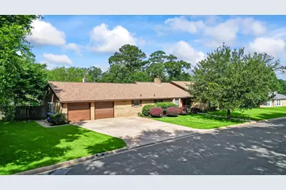120 Hickory Street, Huntsville, TX 77320 - Photo 2