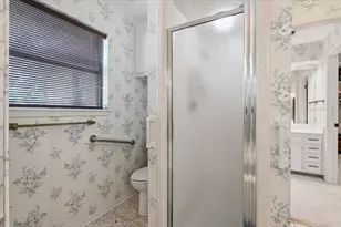 120 Hickory St, Huntsville, TX 77320 - Photo 24