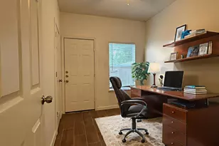 9834 Pelsey St Unit B St, Houston, TX 77029 - Photo 20