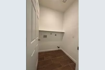 9834 Pelsey St Unit B Street, Houston, TX 77029 - Photo 12