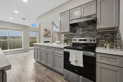 17318 Broken Back Drive, Crosby, TX 77532 - Photo 10