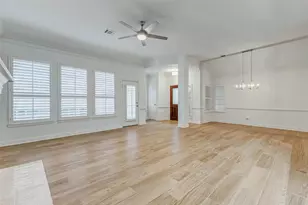 1918 Supplejack Ct, Sugar Land, TX 77479 - Photo 4