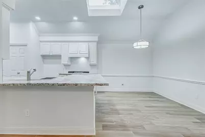 1918 Supplejack Court, Sugar Land, TX 77479 - Photo 8