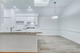 1918 Supplejack Ct, Sugar Land, TX 77479 - Photo 8