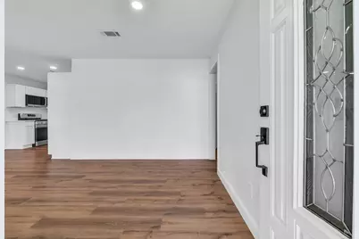 1913 41st Avenue N, Texas City, TX 77590 - Photo 12